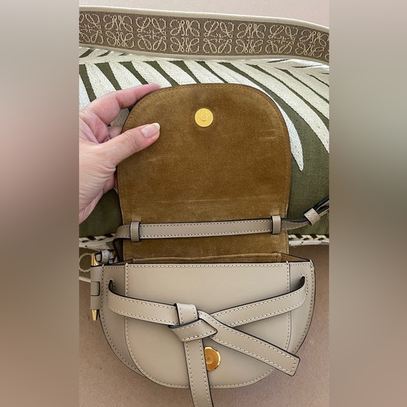 AUTHENTIC PRE-LOVED LOEWE MINI GATE DUAL BAG - Picture 8 of 12